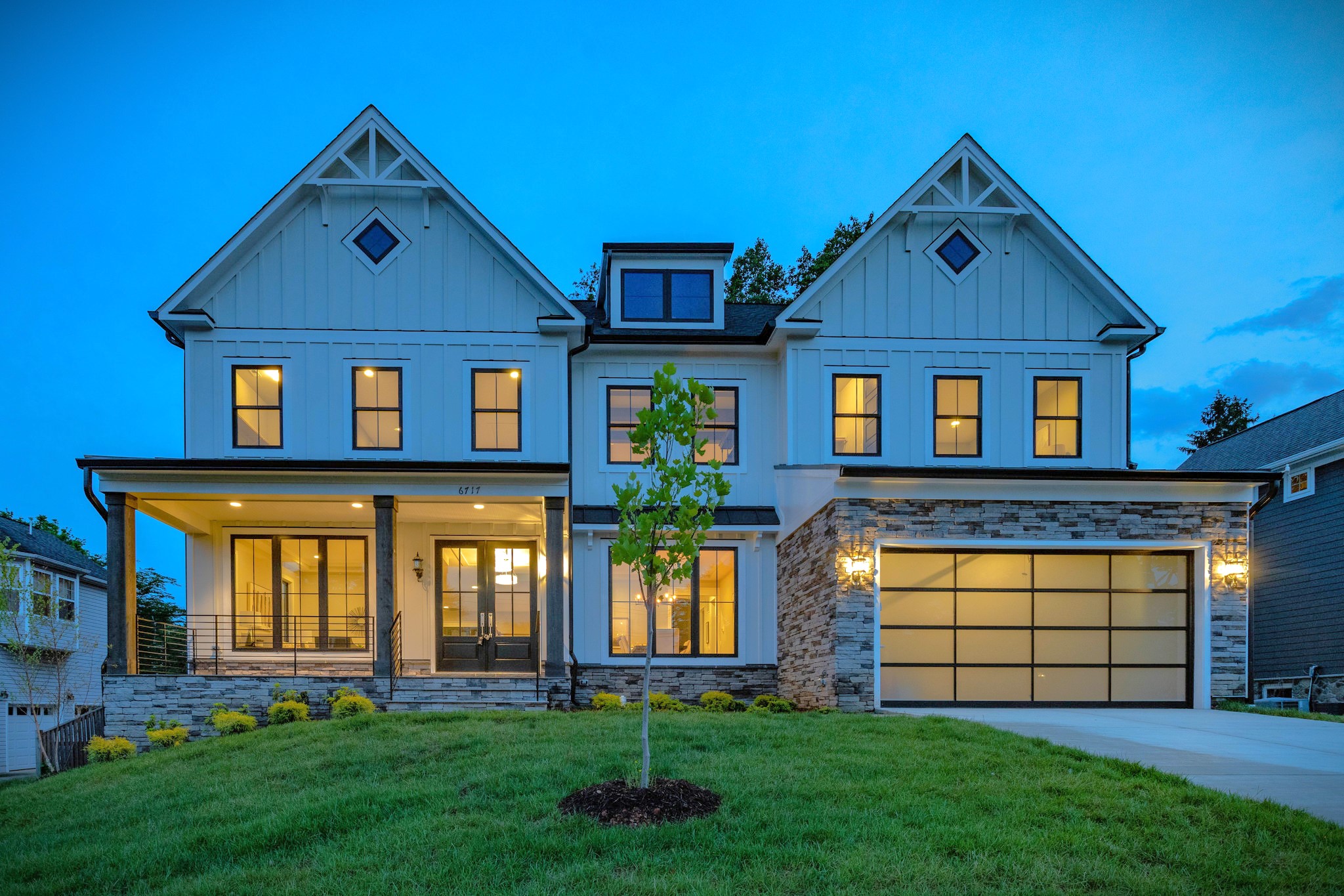 Radford: Semi-Custom 2 Story House Plan