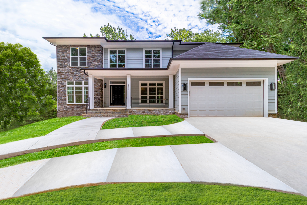 Stratford: Semi-Custome 2 Story House Plan